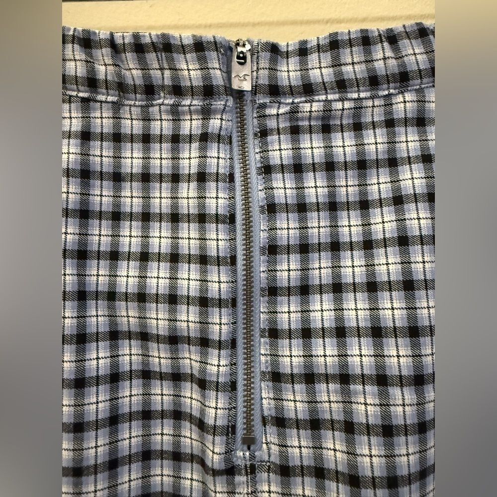 NWT Hollister Ultra High Rise Plaid Mini Skirt in Blue & Black - M‎ - Picture 5 of 9